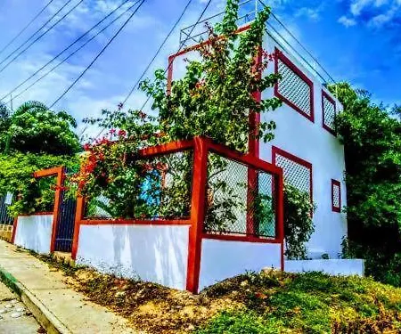 Guest house Hamacas, 2 Minutes From The Old Town, We Speak English!! *