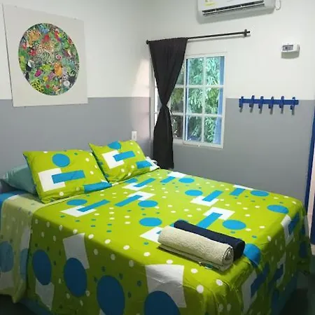 Guest house Hamacas, 2 Minutes From The Old Town, We Speak English!! *